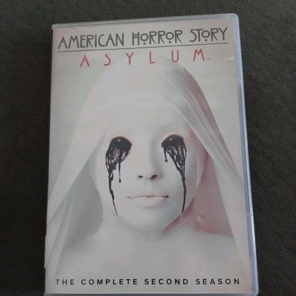 American Horror Story: Asylum - The Complete Second Season DVD